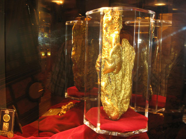Quặng vàng lớn nhất thế giới từng được tìm thấy là 