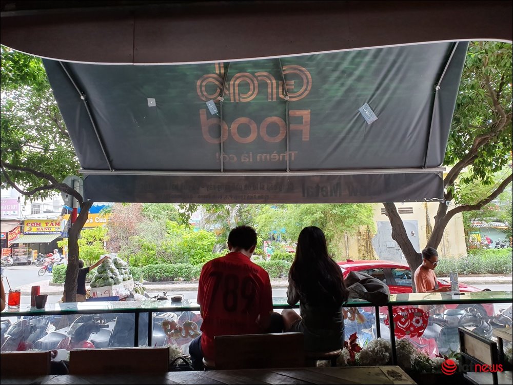 GrabFood mở quán cà phê ở Sài Gòn?