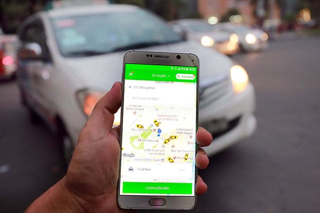 Grab Việt Nam bình luận gì về Nghị định về điều kiện kinh doanh vận tải liên quan đến taxi truyền thông và taxi công nghệ?