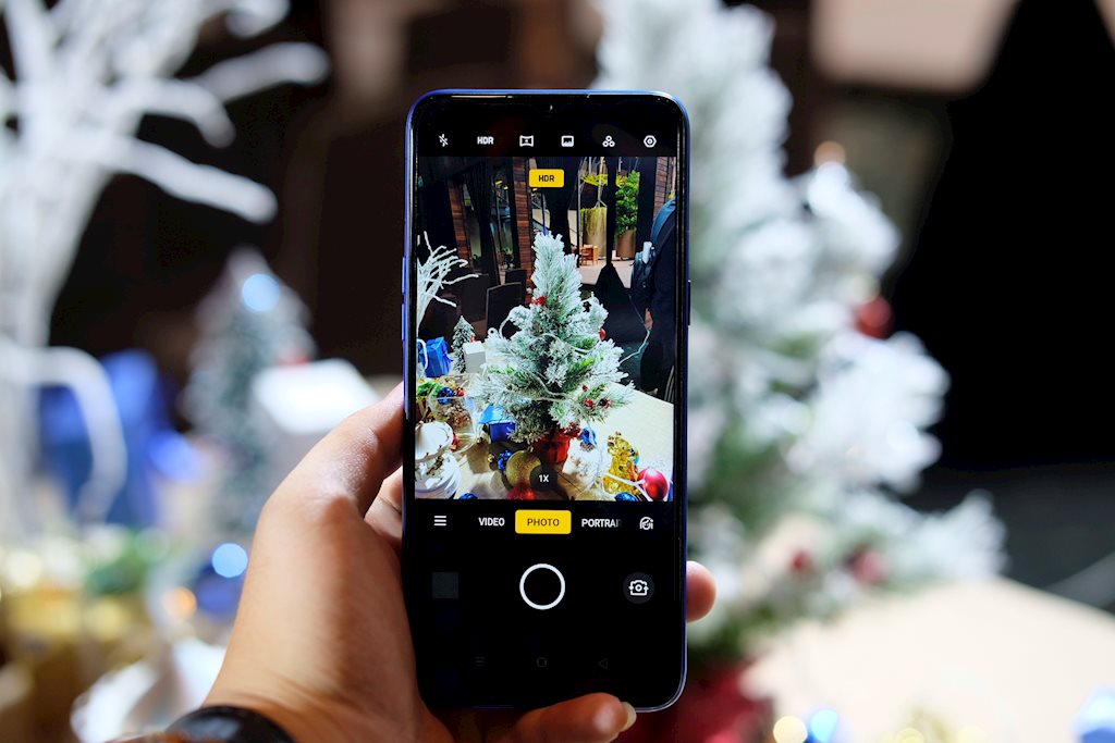 Realme 5s ra mắt, nâng cấp cụm 4 camera, giá bán 4,99 triệu đồng