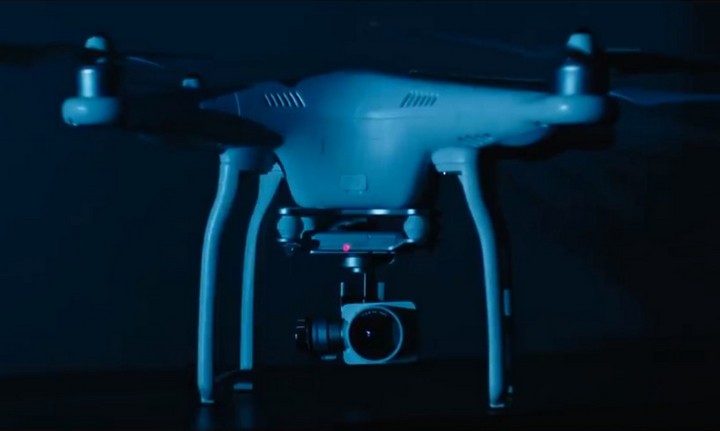 Lần đầu tiên một bộ phim kinh dị có kẻ sát nhân là... drone