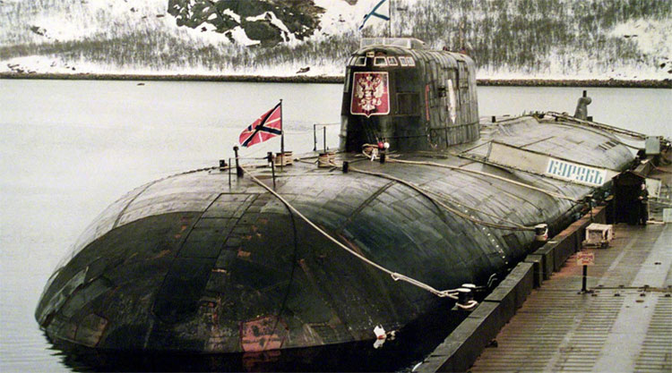 Bà Vanga được cho rằng đã đoán trước về vụ tàu ngầm hạt nhân Kursk bị nổ và chìm ở biển Barents năm 2000 