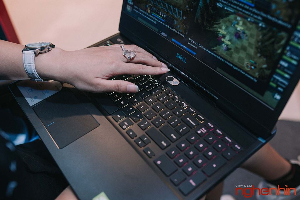 Trên tay Dell G5 và G7 tại Việt Nam: laptop gaming siêu mỏng, màn hình 144Hz ảnh 5