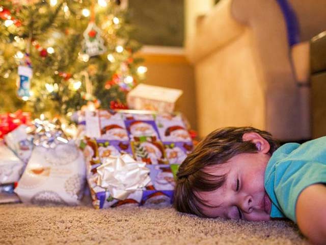 Người Phần Lan tin rằng, vào đêm Noel, giường trong nhà sẽ được dành cho người chết nên họ chọn cách ngủ trên sàn nhà.