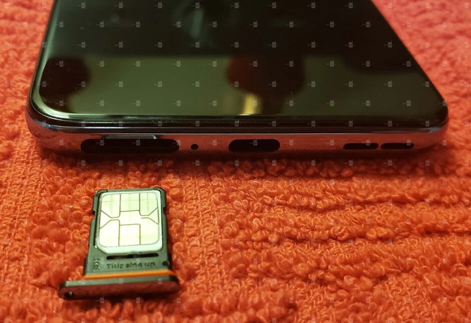 OnePlus 9 lộ ảnh thực tế: màn hình 120Hz, chip Snapdragon 888 ảnh 5