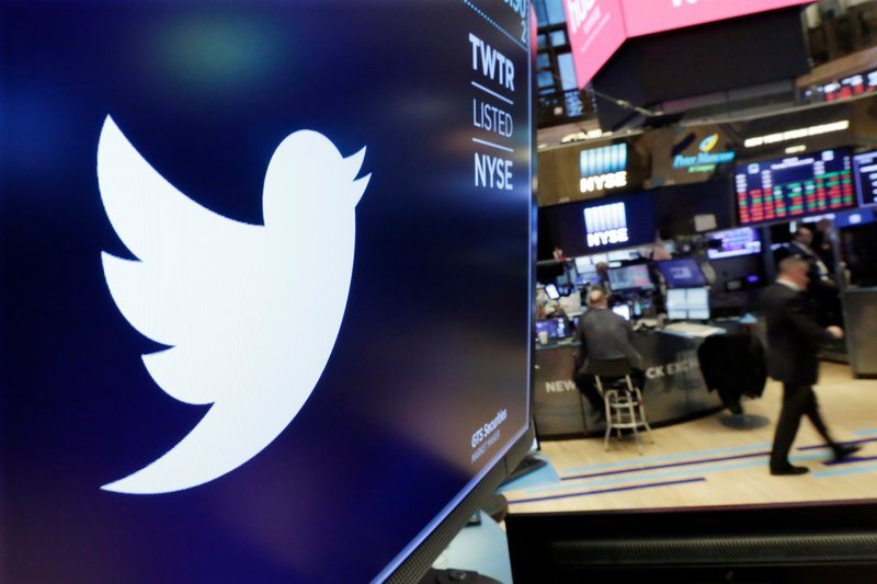 Nga phạt Twitter, Facebook không lưu dữ liệu người dùng trong nước