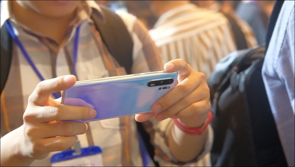 Huawei P30 Pro giảm giá, lượng tìm mua điện thoại Huawei cũ tăng mạnh