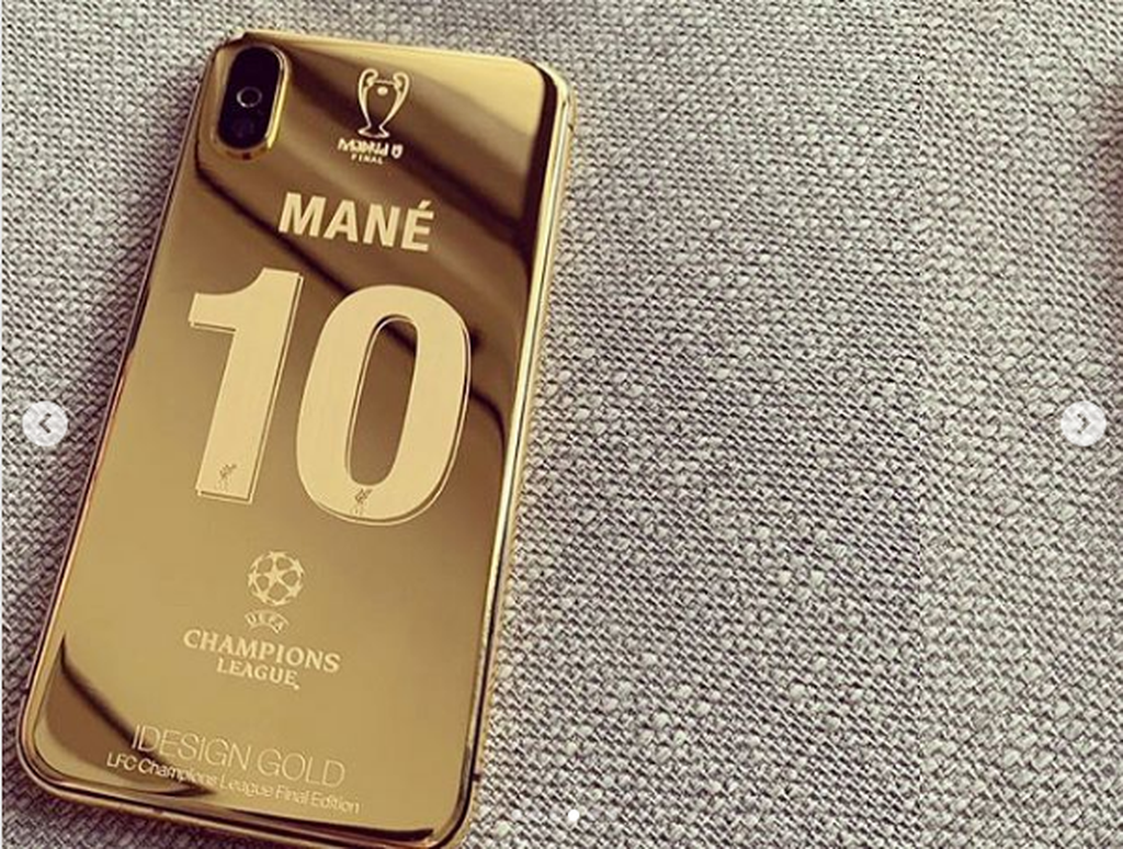 Vô địch Champions League: Cầu thủ Liverpool được tặng iPhone X mạ vàng ảnh 4