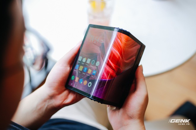 Trên tay Royole FlexPai: Smartphone màn hình gập đầu tiên trên thế giới - Ảnh 17.