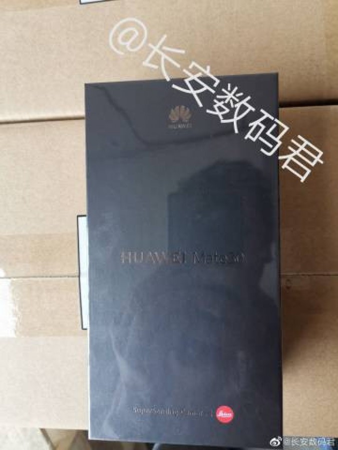 Hộp đựng Huawei Mate 30 hé lộ một số thông tin ? ảnh 1
