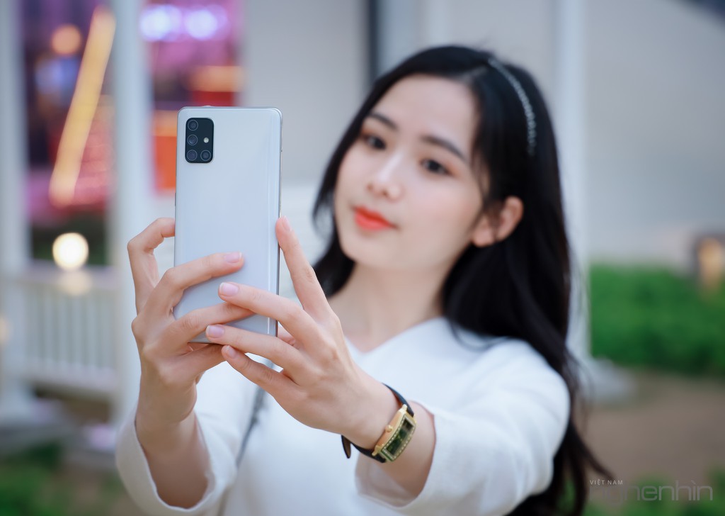 Vì sao Samsung “bất bại” trên thị trường smartphone Việt? ảnh 4