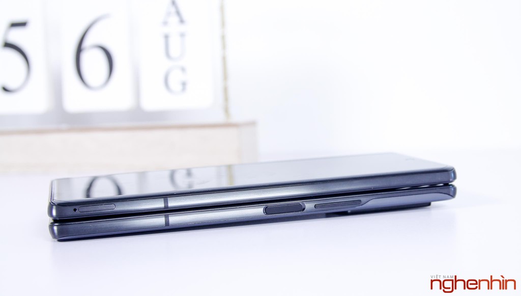 Cận cảnh Samsung Galaxy Z Fold2 giá 50 triệu: Xịn và hoàn thiện hơn nhiều ảnh 14