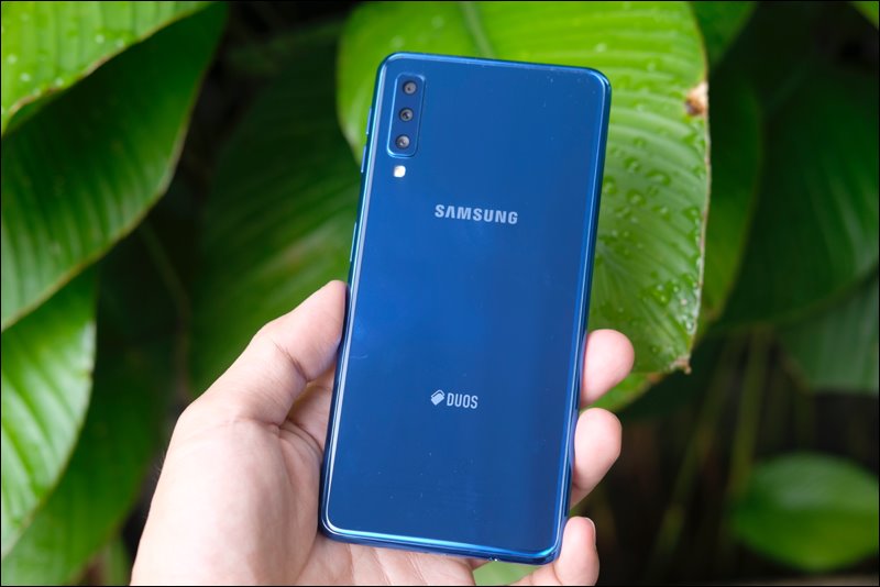 Trải nghiệm Samsung Galaxy A7 2018: Điểm nhấn ở cụm 3 camera