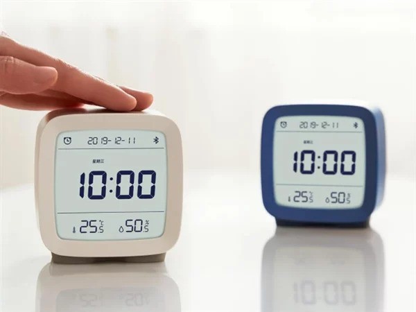 Xiaomi ra mắt đồng hồ thông minh đo nhiệt độ và độ ẩm, giá 8 USD ảnh 1
