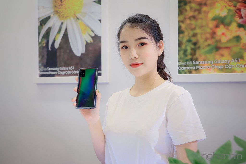 Cận cảnh Samsung Galaxy A51 tại Việt Nam giá 7,9 triệu ảnh 1