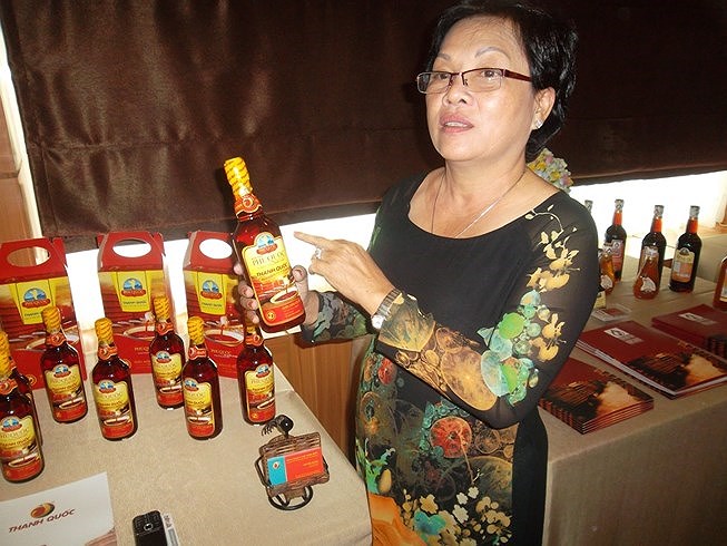 Việt nam từng mất nhiều thời gian và công sức đi “đòi lại” tên một sản phẩm như nước mắm Phú Quốc. Nguồn ảnh: Pháp luật TP HCM