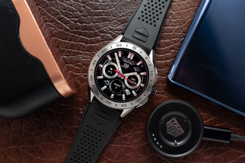 TAG Heuer ra mắt smartwatch siêu sang thế hệ 3 giá 1.800 USD ảnh 2
