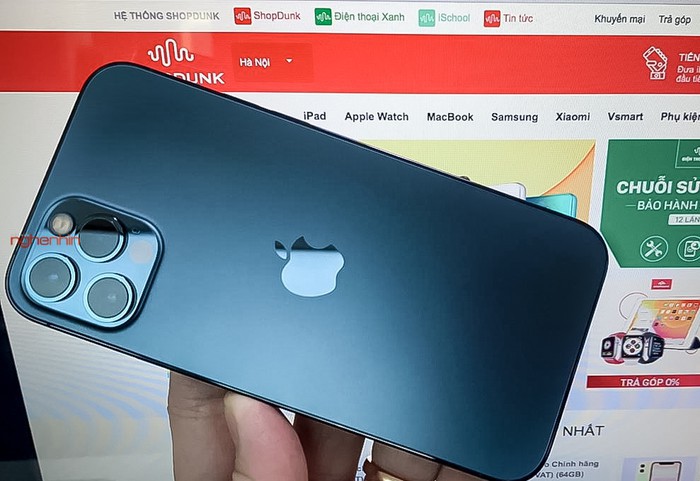Giá bán iPhone 12 Pro xách tay giảm mạnh: khi hàng chính hãng đã sẵn sàng ảnh 1