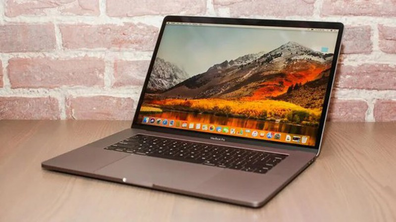 Cach kiem tra MacBook cua ban co duoc su dung tren may bay