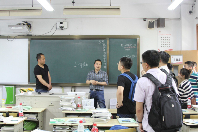 Trung Quốc: Một trường cấp hai để lộ kho dữ liệu gương mặt cùng các thông tin liên quan của học sinh - Ảnh 1.