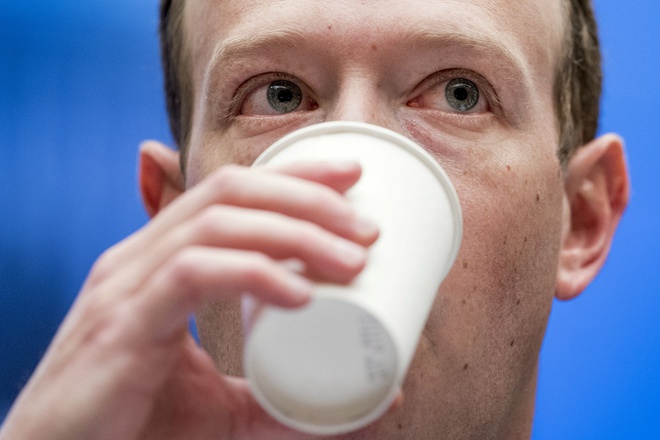 Du an tri gia 130 trieu USD cua Facebook de kim ham Mark Zuckerberg hinh anh 2 ap18101571580940.jpg