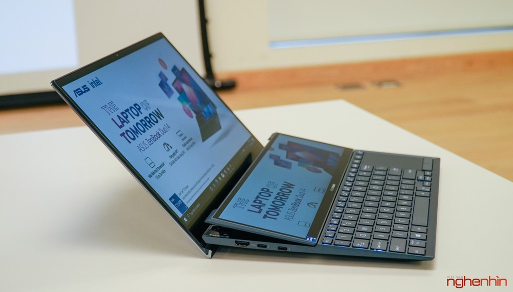 Trên tay Asus ZenBook Duo 14 : laptop văn phòng 2 màn hình, giá từ 32,9 triệu đồng ảnh 2