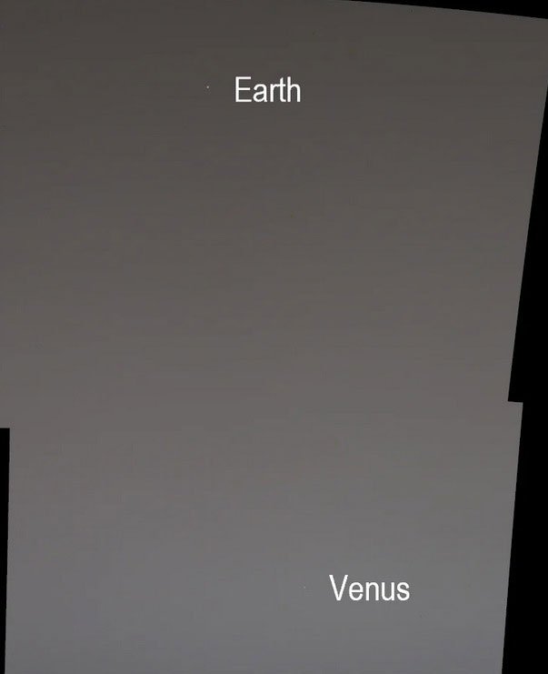 Ảnh Trái đất và sao Kim do Curiosity chụp hôm 5/6.