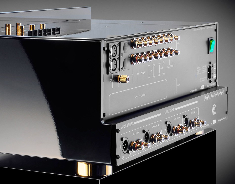 MBL 6010D và 9008A - Bộ khuếch đại hi-end luxury hút hồn audiophile ảnh 3