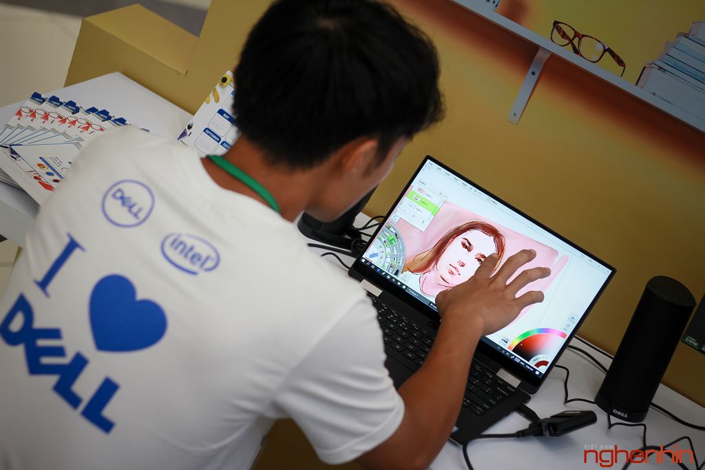A Day With Dell khởi động tại Hà Nội: trải nghiệm sản phẩm, workshop, đấu game  ảnh 2