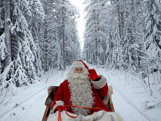 Làng Santa Claus ở Rovaniemi  là nơi đặt văn phòng của ông già Noel