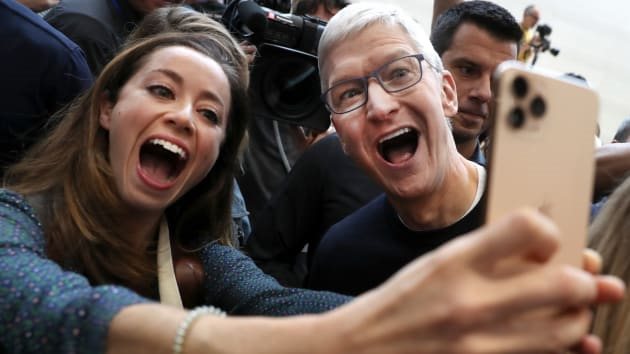 iPhone 10 năm nhìn lại: Điều kỳ diệu của Apple ra đời như thế và thay đổi thế giới ra sao?