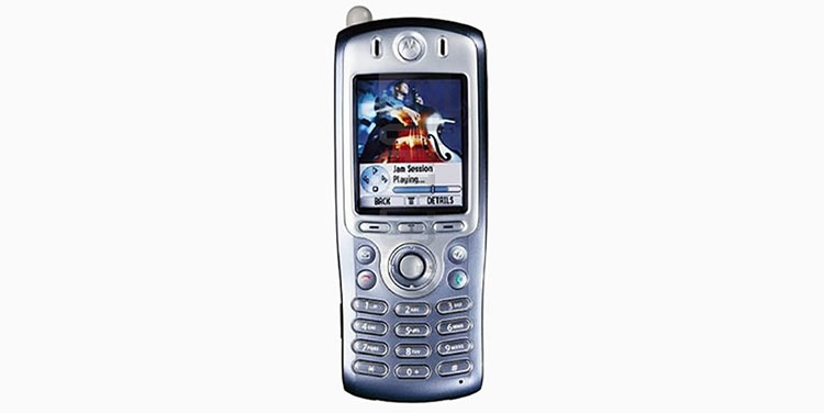 Điện thoại đầu tiên có 3G