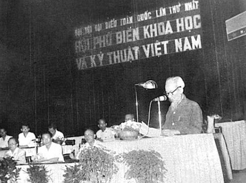 58 nam ngay Khoa hoc va Cong Nghe Viet Nam: Nho loi can dan cua Chu tich Ho Chi Minh