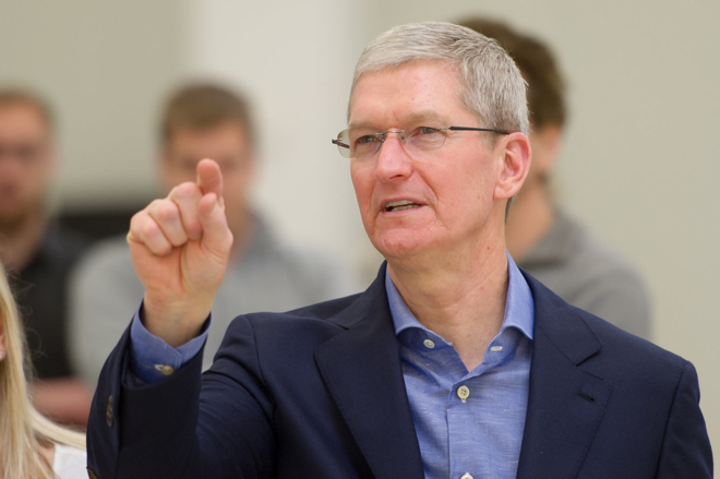 ceo apple - tim cook tiep tuc chi trich cac cong ty cong nghe hinh anh 1
