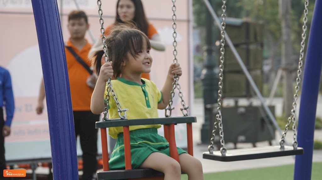 Khánh thành sân chơi trẻ em từ quỹ FoxSteps của 10.000 nhân viên FPT Telecom