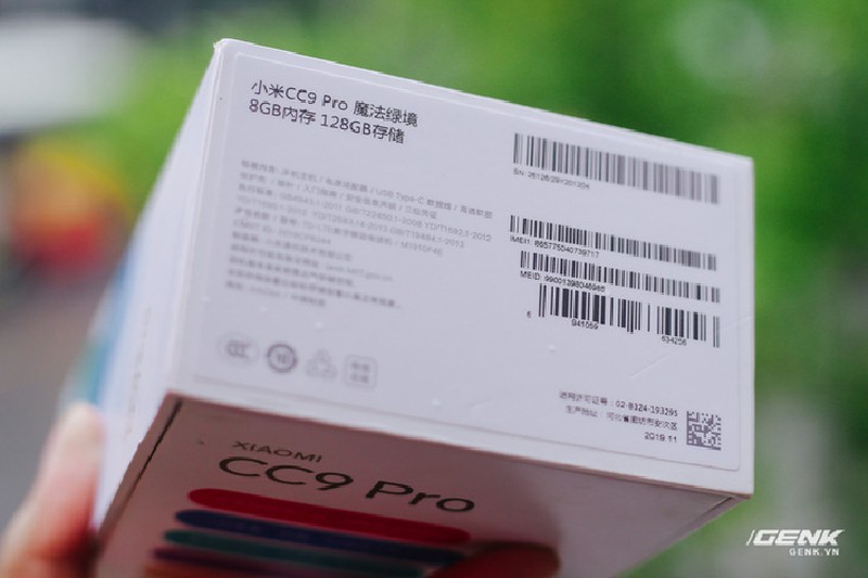 Tren tay Xiaomi Mi CC9 Pro gia 11 trieu tai Viet Nam-Hinh-3