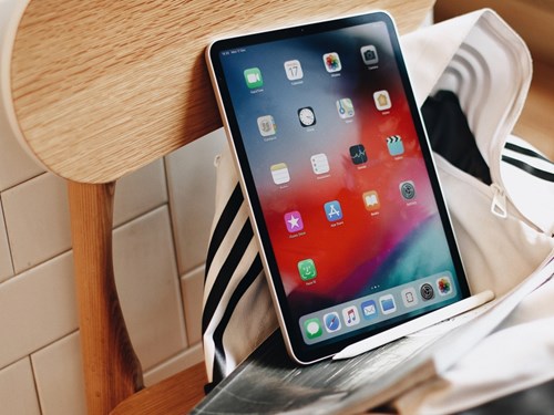 iPad Pro và Macbook Air Retina phiên bản 2018 chính thức lên kệ tại FPT Shop