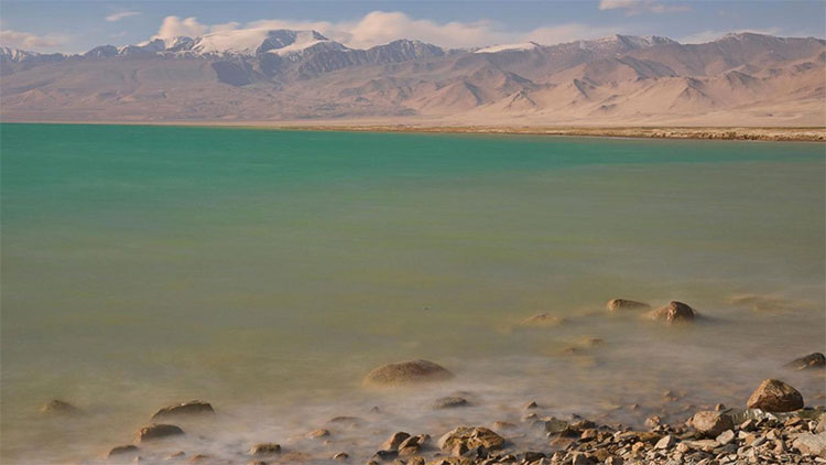 Khu vực hồ Karakul là một trong những nơi khô nhất Trung Á. 