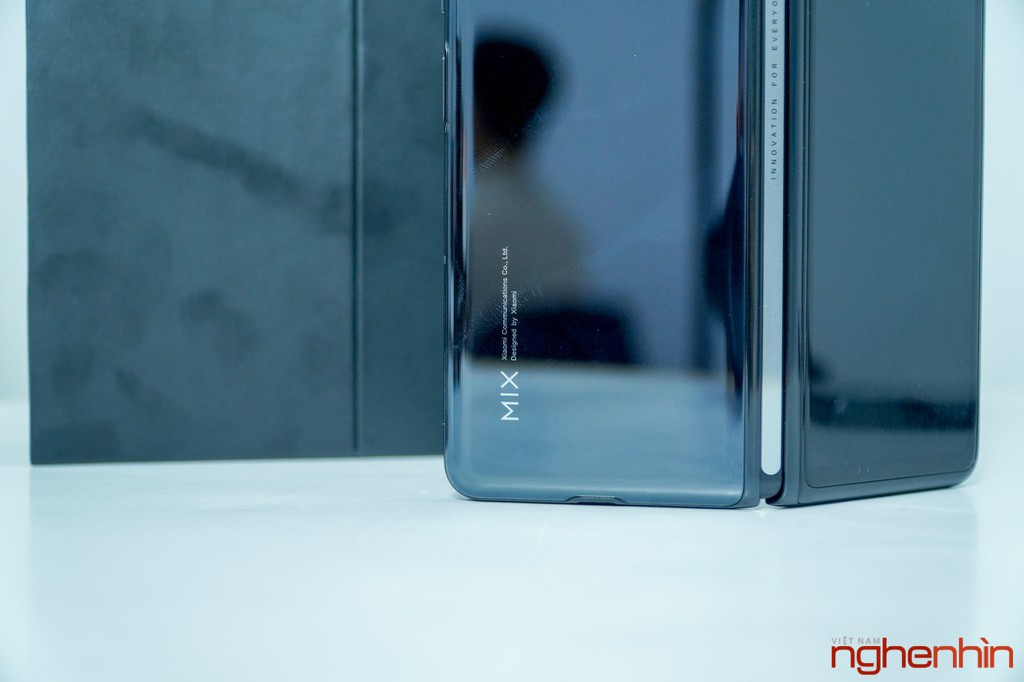Trên tay Xiaomi Mi MIX Fold đầu tiên về Việt Nam: 40 triệu đồng có gì? ảnh 16