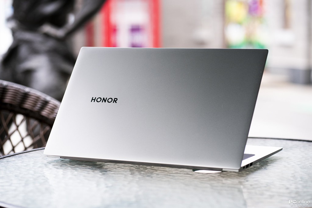 Honor MagicBook Pro 2020 ra mắt: màn 16,1 inch, chip Intel gen 10, giá từ 773 USD ảnh 1