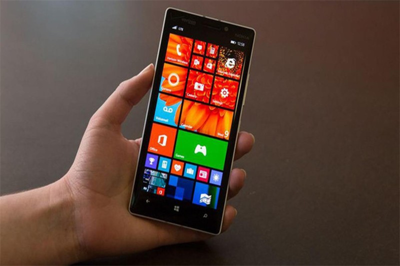 Microsoft sap bien dien thoai Windows Phone thanh cuc gach?