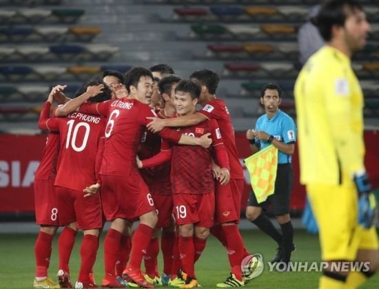 Báo Hàn: Việt Nam thắng Jordan đi, người Hàn Quốc sau lưng các bạn!