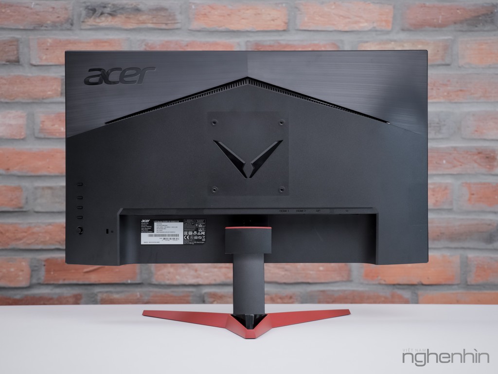Cận cảnh màn hình gaming Acer Nitro VG252QX có tần số quét 240Hz giá chỉ 9 triệu ảnh 2