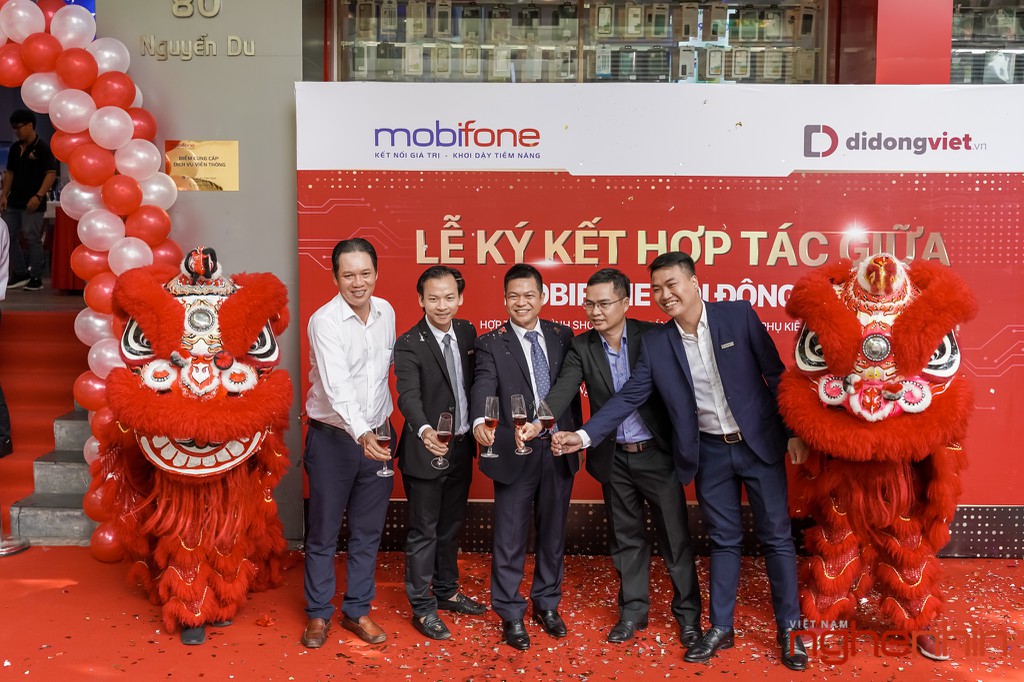 Di Động Việt hợp tác Mobifone chính thức đưa hệ thống shop in shop vào hoạt động ảnh 8
