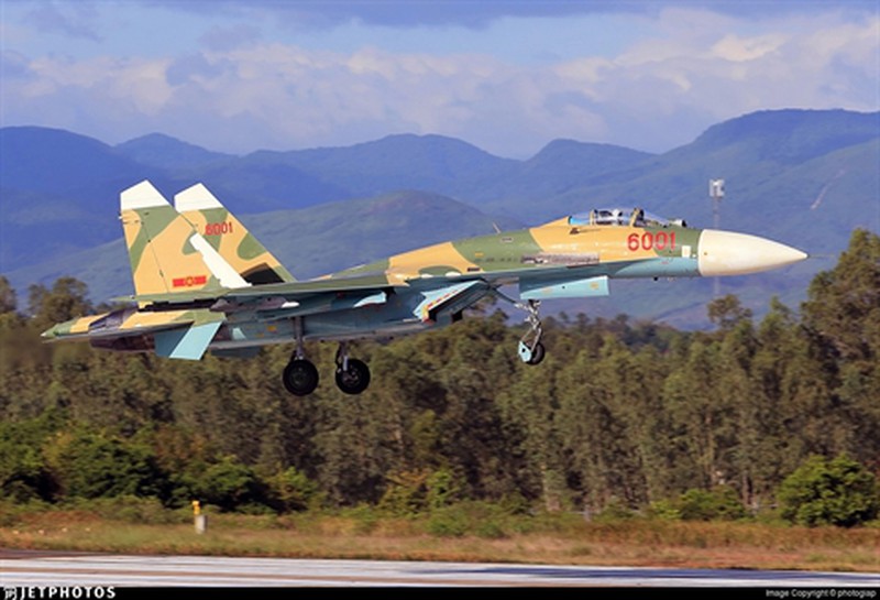 Belarus giup do, tiem kich Su-27UBK Viet Nam duoc nang cap nhung gi?