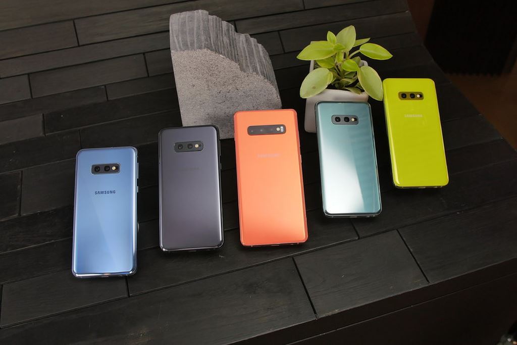 Đánh dấu 1 thập kỷ dải ngân hà, Samsung ra mắt 4 mẫu Galaxy S10 ảnh 1