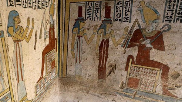 Lăng mộ được xác định có niên đại cách đây 2000 năm từ thời Ptolemaic