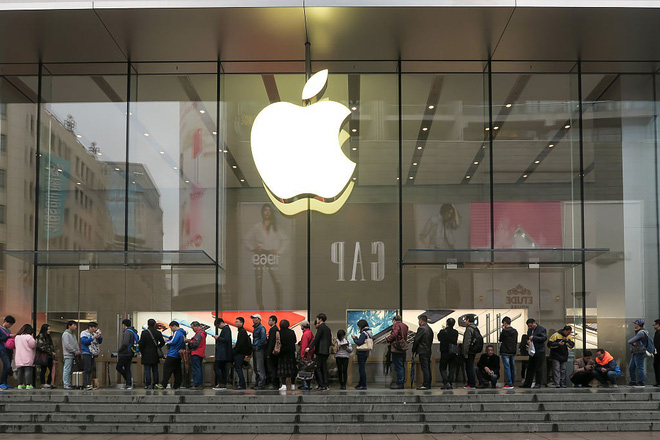 Mỹ cấm cửa Huawei thì Apple cũng chẳng vui vẻ gì, đây mới là hãng smartphone mừng vui nhất - Ảnh 1.