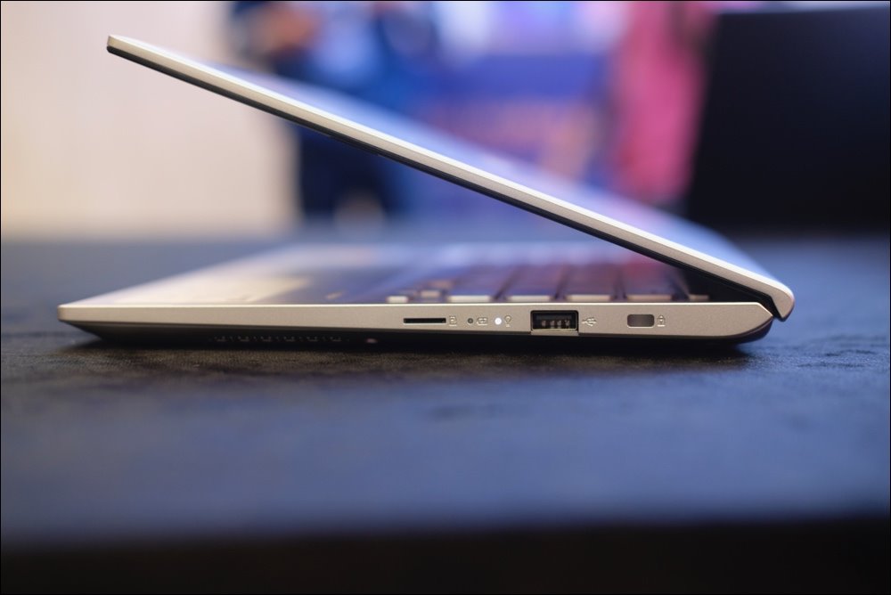 Asus ra mắt thị trường bộ đôi VivoBook 14/15 mỏng nhẹ, giá bán từ 11,9 triệu đồng