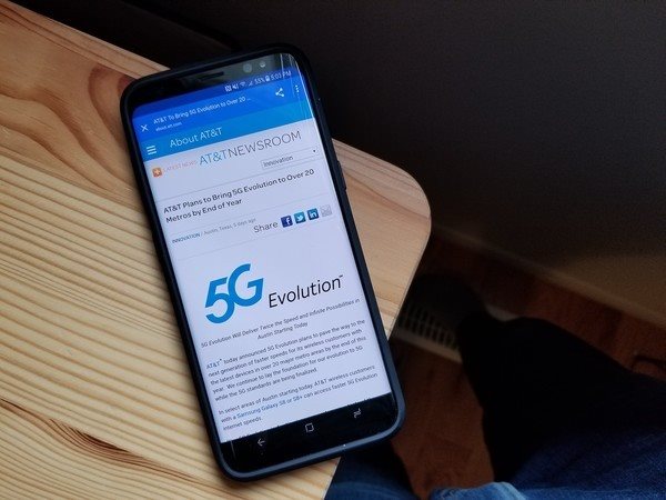 AT&T không được dùng cụm từ “5G Evolution” để quảng bá mạng 4G LTE